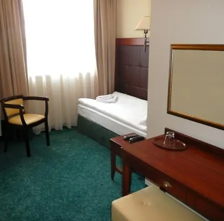 Szálloda Gniecki Gdansk 3*