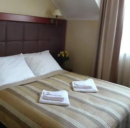 Gniecki Gdansk 3* Przejazdowo