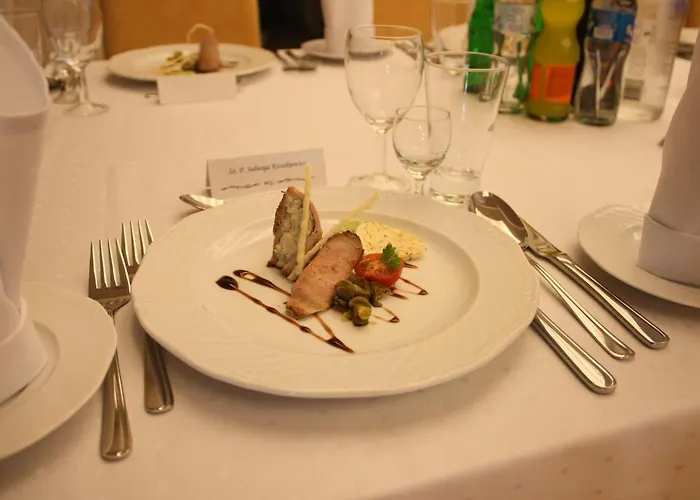 格但斯克戈尼基酒店 酒店